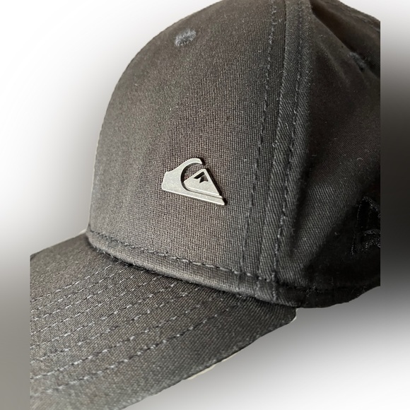 QuickSilver hat. New Era - Picture 2 of 10